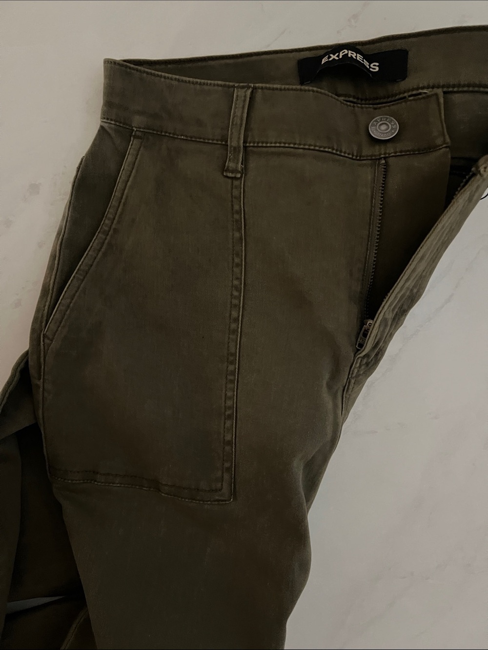 Express Cropped Straight High Rise Jeans - Picture 3 of 4